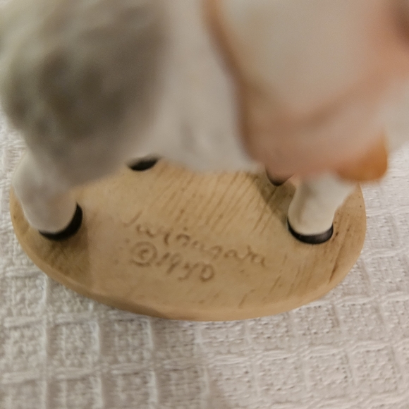 Cloud Miniature 2 1/2" tall 1991 Collectors Club ExclusivePorcelain figurine - Picture 3 of 7